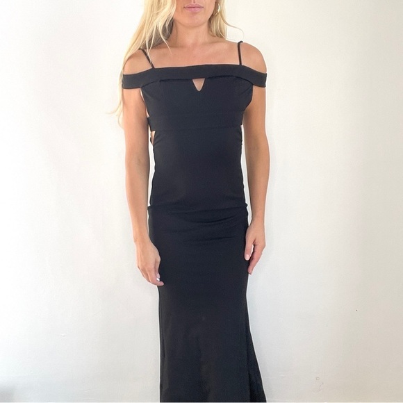 Lovers & Friends Black Cut Out Trumpet CeCe Gown - Picture 15 of 16